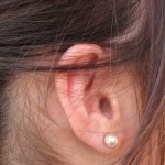 ear-1222929-m